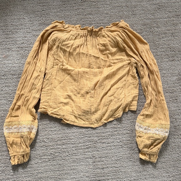 American Eagle Outfitters Mustard Cropped Embroidered Long-Sleeve Blouse - Picture 5 of 5